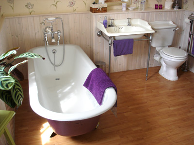 The upill suite bathroom